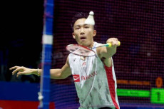 Kento Momota Kurang...