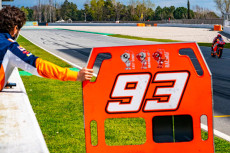 Marc Marquez Menikmati...
