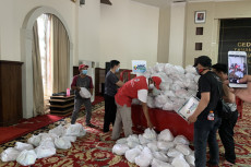MNC Peduli Salurkan...