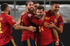 Preview Spanyol vs Yunani:...