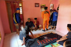 Santri Tenggelam di...
