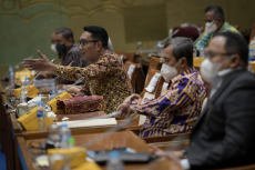 Ridwan Kamil Sampaikan...