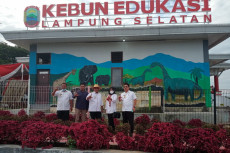 Masyarakat Antusias...
