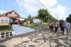 Polsek Senayang Lingga...