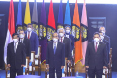 Wisuda Daring Universitas...