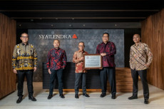 Yield Tekuk Benchmark,...