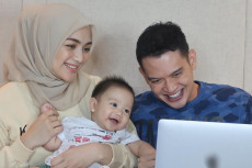 5 Pasangan Selebritas...
