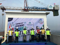 Perumnas Gelar Topping...