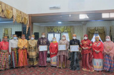 Situs To Manurung Karaeng...