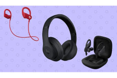 Tips Membersihkan Earphone...