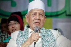 Ulama Kharismatik KH...