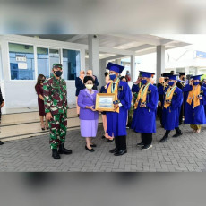 Angkatan Pertama, 149...