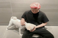 RM BTS Ubah Warna Rambut...