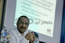 Abraham Samad: 75 Pegawai...