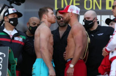 Canelo di Bawah Kutukan...