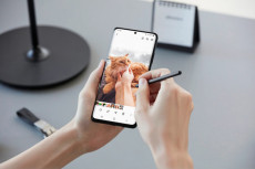 Samsung Berencana Meluncurkan...