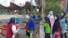 Ancol Ditutup Dadakan,...