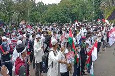 Massa Aksi Umat Islam...