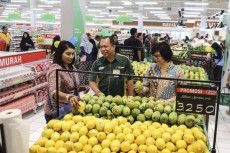 5 Gerai Giant Bakal...