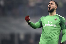 Gianluigi Donnarumma...