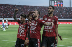 Menpora Anjurkan Klub...