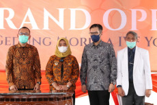 Tingkatkan Layanan di...