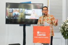 Ridwan Kamil: Shopee...