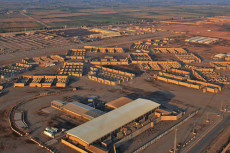 Militer Irak Hancurkan...