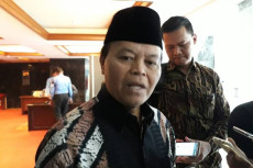 Wakil Ketua MPR Minta...
