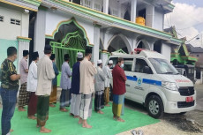 Tangis Pecah di Lamongan,...