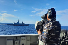 Kapal Perang KRI Diponegoro-365...