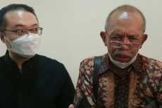 Kasus Penipuan Investasi...