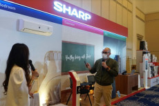 Sharp Luncurkan Produk...