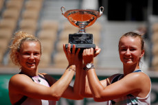 Barbora Krejcikova Kuasai...