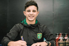 Bruno Moreira Gabung...