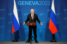 Putin: AS Bukan Contoh...