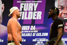 Deontay Wilder Membisu...