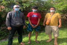 Kabur ke Bukittinggi,...