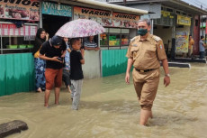 Bupati Instruksikan...