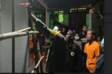 Nahas, Bocah SD di Mojokerto...