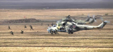 Unjuk Kekuatan, Helikopter...