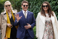 Tom Cruise Hadiri Final...