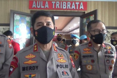 Polisi Ringkus Terduga...