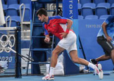 Momen Djokovic Banting...