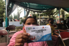 Pemkot Jakbar Kawal...