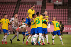 Timnas Brasil Tembus...