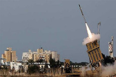 Sirene Israel Meraung-raung,...