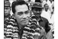 Namanya Jadi Jalan Terpanjang,...