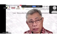 Ekonomi Berbasis Saintek,...