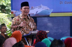 Pengamat Minta Rencana...